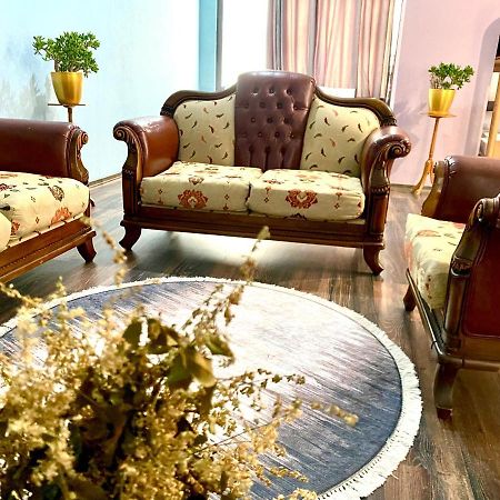 Kb Downtown Gjirokaster Apartman Kültér fotó